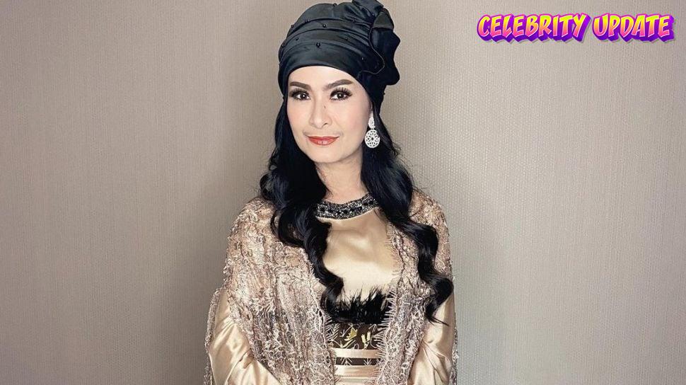 Iis Dahlia Kenang Sosok Donny Kesuma: Sahabat yang Senantiasa Ada 1 Iis Dahlia Kenang Sosok Donny Kesuma: Sahabat yang Senantiasa Ada