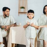 Onadio Leonardo Gunakan Pakaian Muslim Bareng Istri serta Anak, Netizen Singgung Log In 4 Onadio Leonardo Gunakan Pakaian Muslim Bareng Istri serta Anak, Netizen Singgung Log In